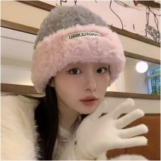 ピンクのビーニー冬の厚手の大きな頭の周囲ぬいぐるみプルオーバーキャップ韓国のファッションカラーマッチング暖かいニット帽レディース用